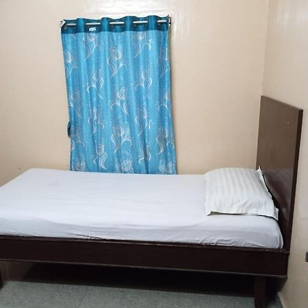 Sri Ambika Lodge Rajapalaiyam Extérieur photo